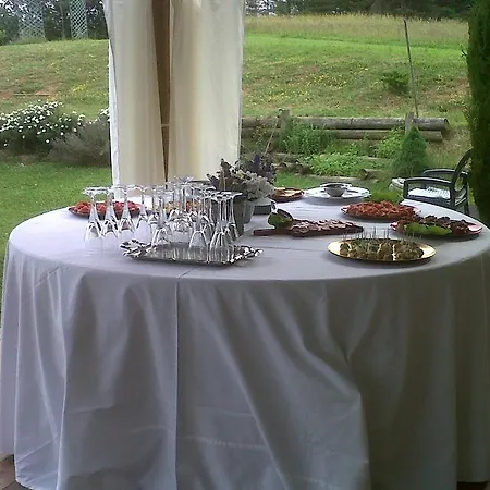 مزرعة للإقامة Cascina Vignole Montafia