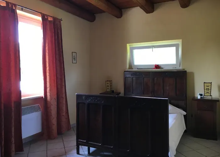 Cascina Vignole בית חווה Montafia